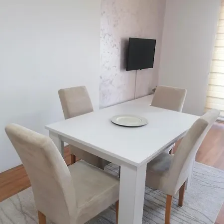 Stan Na Dan - Petrovic Apartment